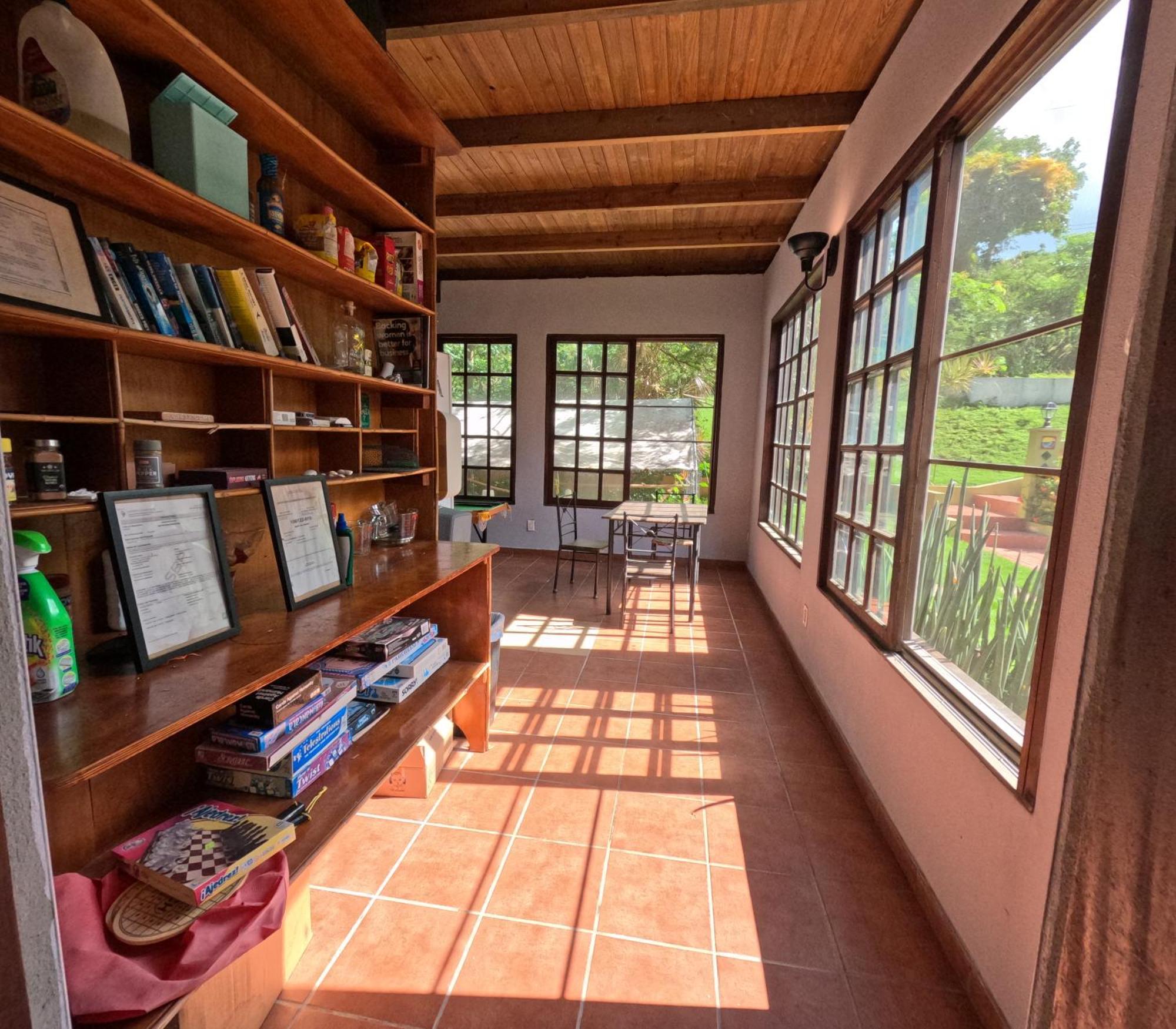Isla Hermosa Guesthouse 别克斯 外观 照片